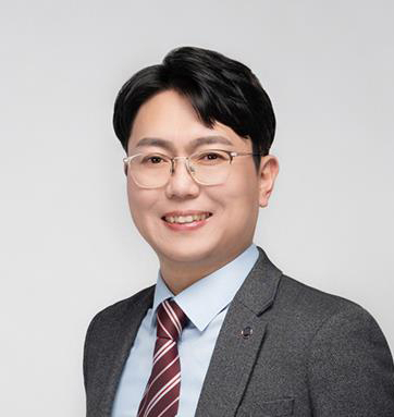 제39대 한국교원단체총연합회장에 역대 최연소로 당선된 박정현 신임 회장. [교총 제공]