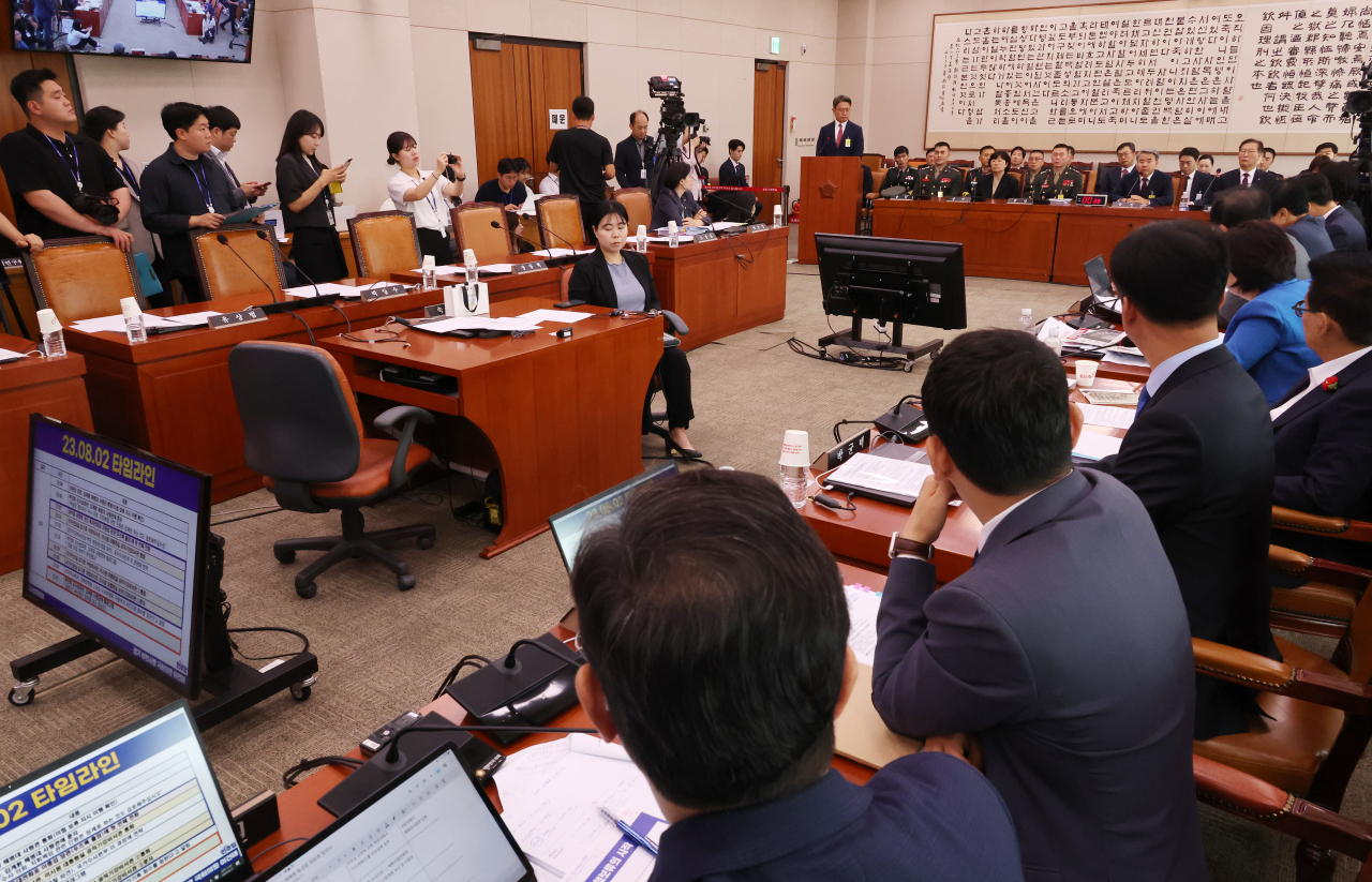 21일 오전 국민의힘 위원들이 불참한 가운데 국회 법제사법위원회에서 ‘순직 해병 진상규명 방해 및 사건은폐 등의 진상규명을 위한 특별검사 임명법(채상병특검법)’에 대한 입법청문회가 열리고 있다. [연합]