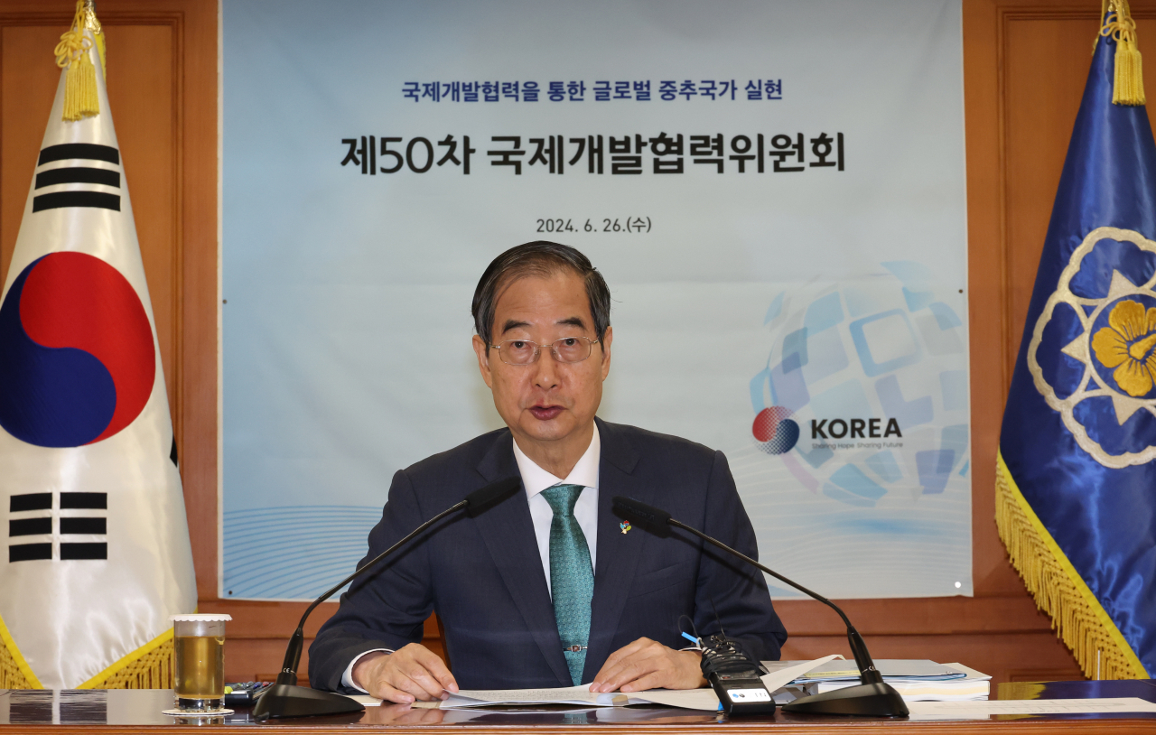 한덕수 국무총리가 26일 서울 종로구 정부서울청사에서 열린 국제개발협력위원회에서 발언하고 있다. [연합]