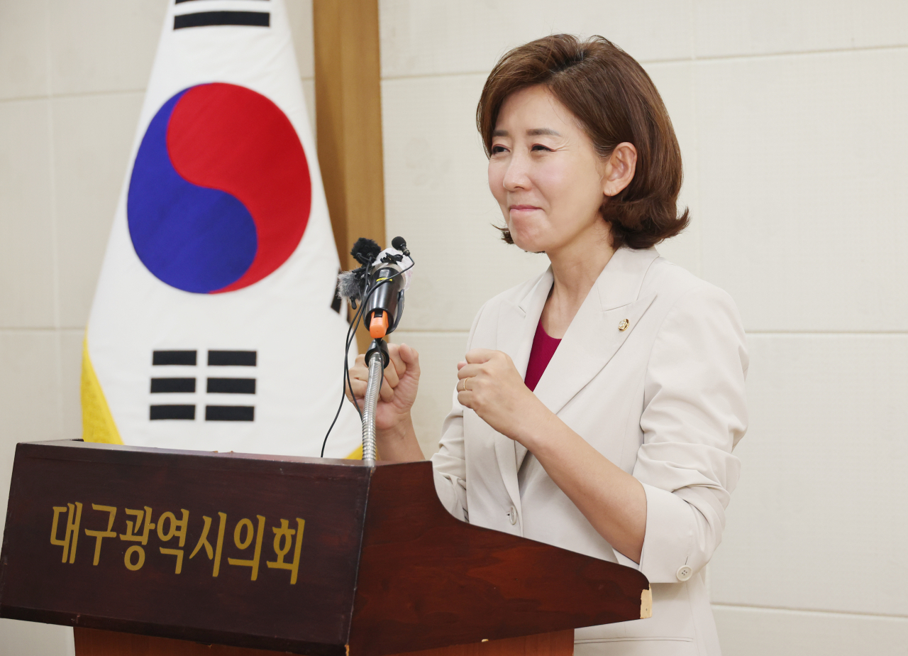 국민의힘 나경원 대표 후보가 28일 오전 대구시의회에서 기자간담회를 하고 있다. 나 후보는 이날 대구 달서을 등 지역 당협을 방문한다. [연합]