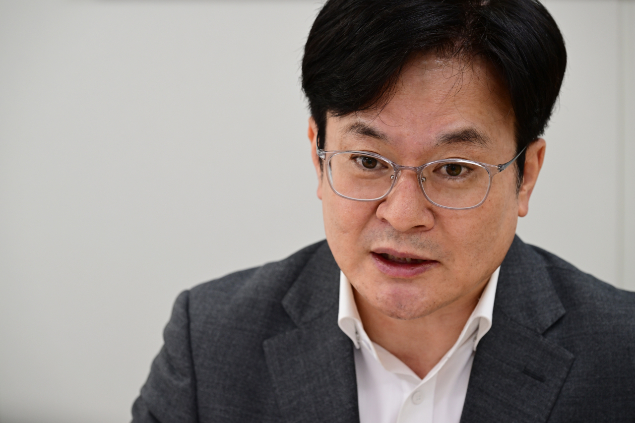 김병수 김포시장이 20일 오후 김포시청에서 헤럴드경제 인터뷰를 가지고 있다. 박해묵 기자