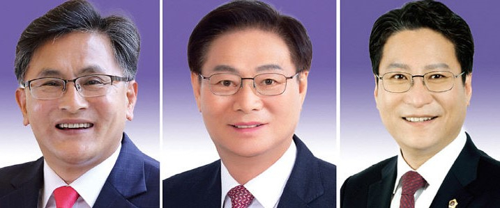의장으로 선출된 박성만 의원(왼쪽부터),부의장으로 선출된 최병준·배진석 의원.[경북도의회 제공]