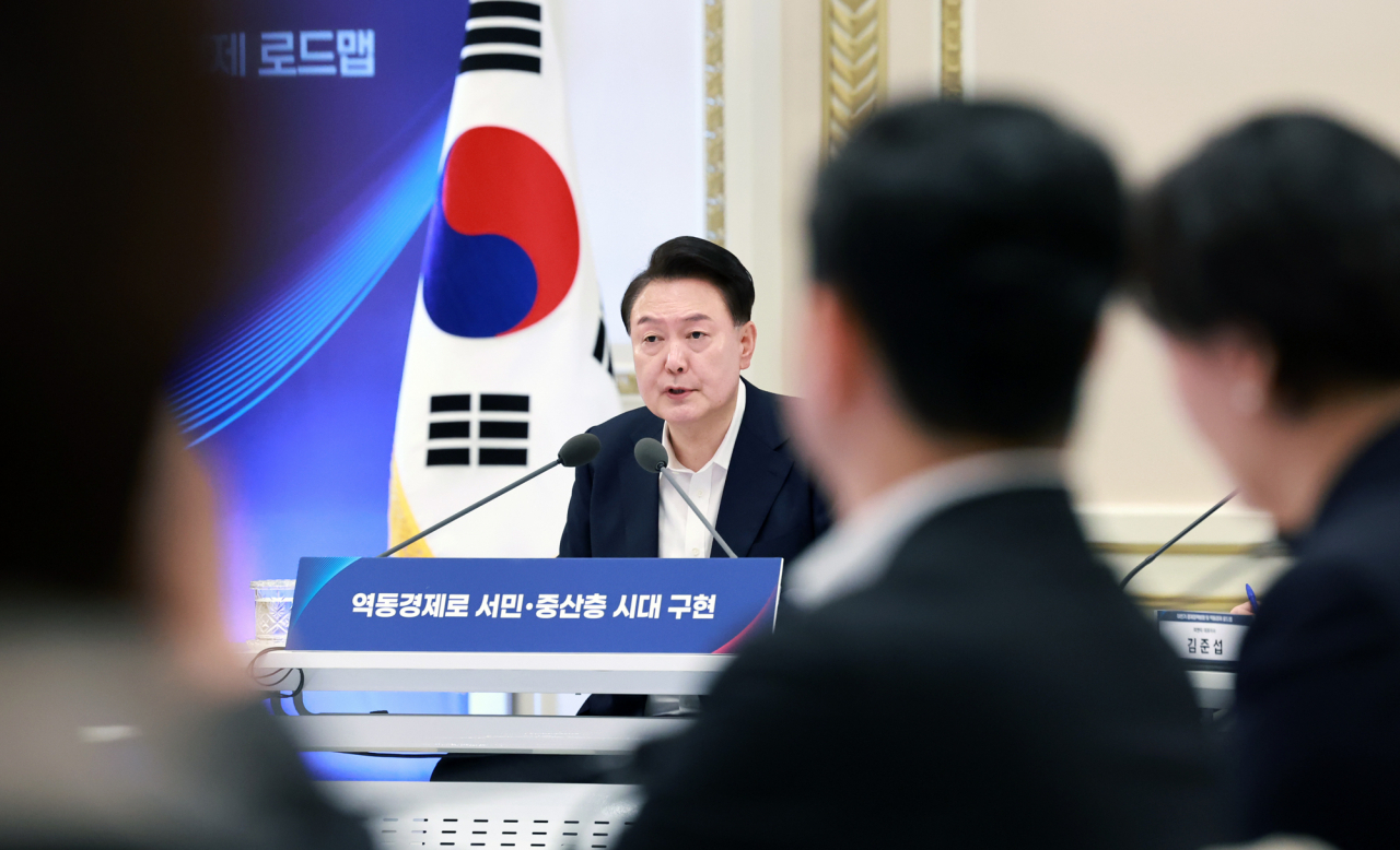 윤석열 대통령이 3일 서울 종로구 청와대 영빈관에서 열린 '하반기 경제정책방향 및 역동경제 로드맵 발표' 행사에서 발언하고 있다. [연합]