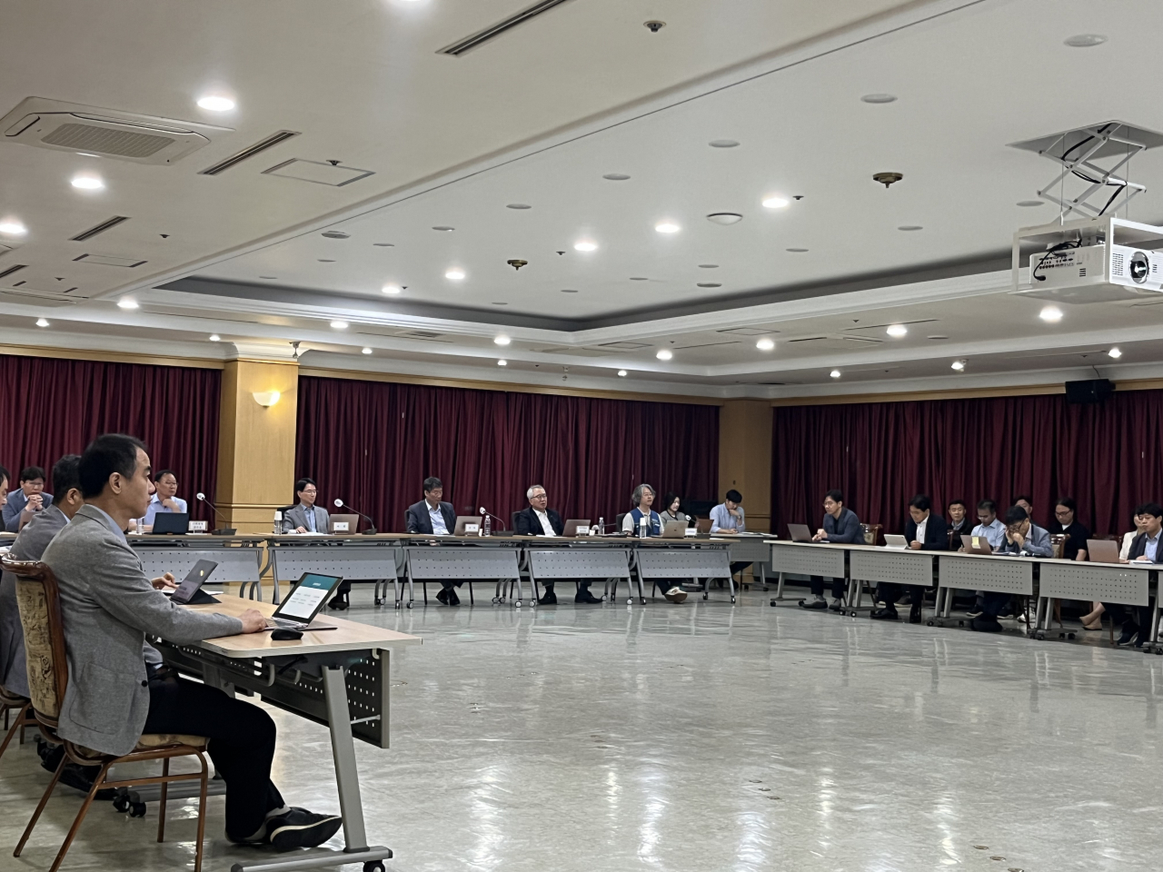 부산도시공사가 '2024년 BMC 공익·부패신고 모의훈련' 결과보고회를 진행하고 있다. [사진=부산도시공사]