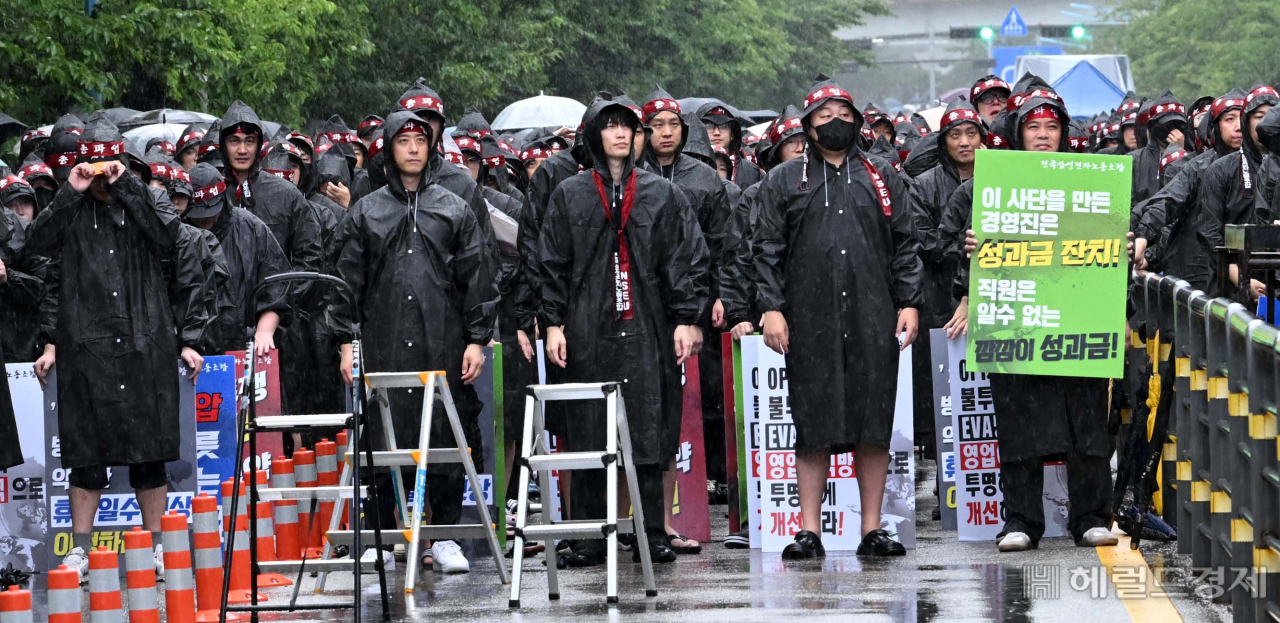 ‘창사 55년만에 총파업…’ [이상섭의 포토가게]