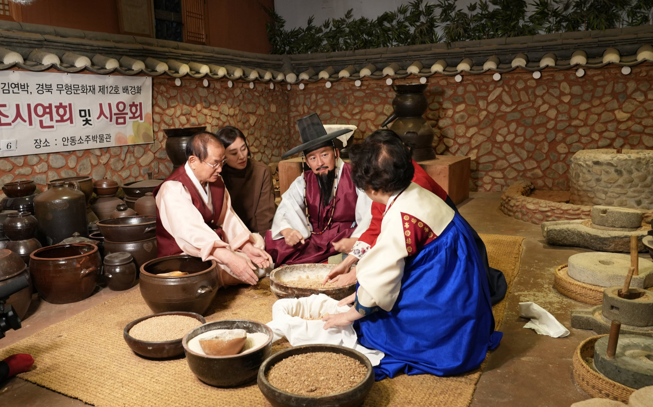 국가대표 음식 33선 모으니, 침샘 자극 최대값[함영훈의 멋·맛·쉼]