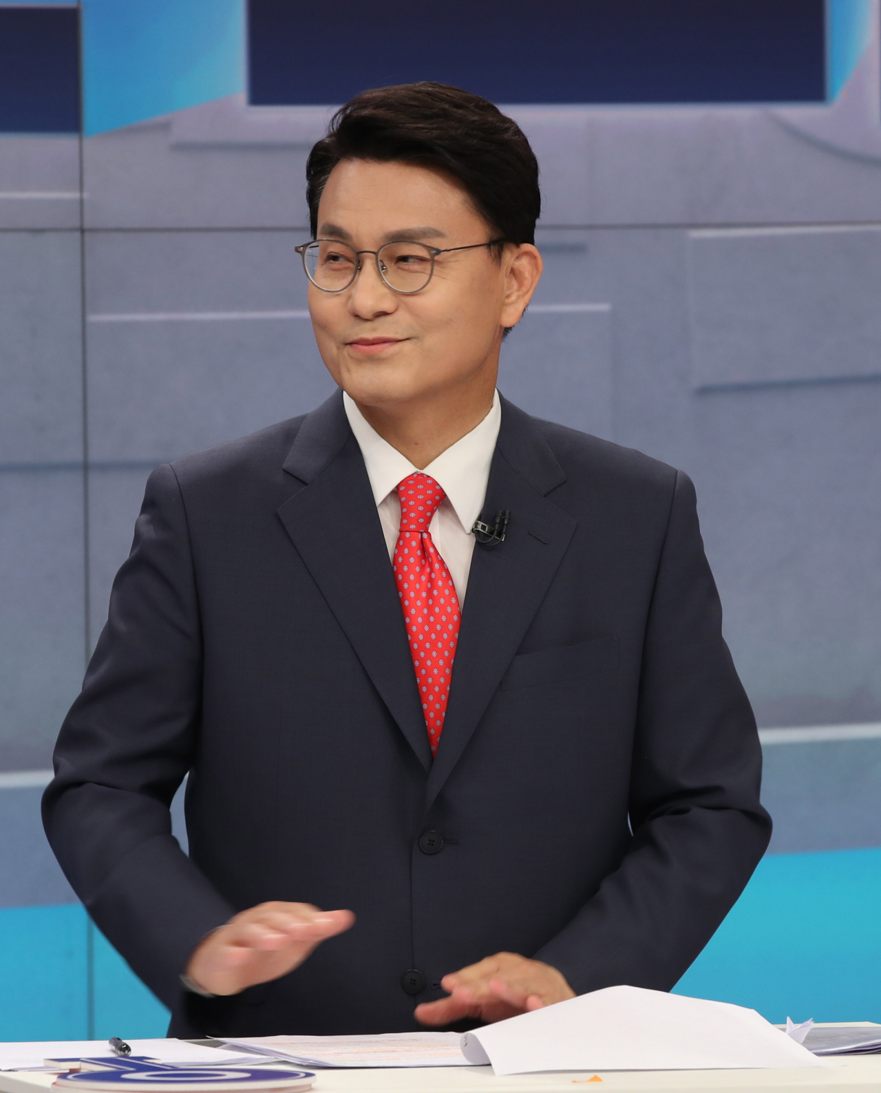 9일 오후 서울 중구 TV조선에서 열린 '국민의힘 당대표 후보 TV 토론회'에 윤상현 당 대표후보가 참가하고 있다. [연합]