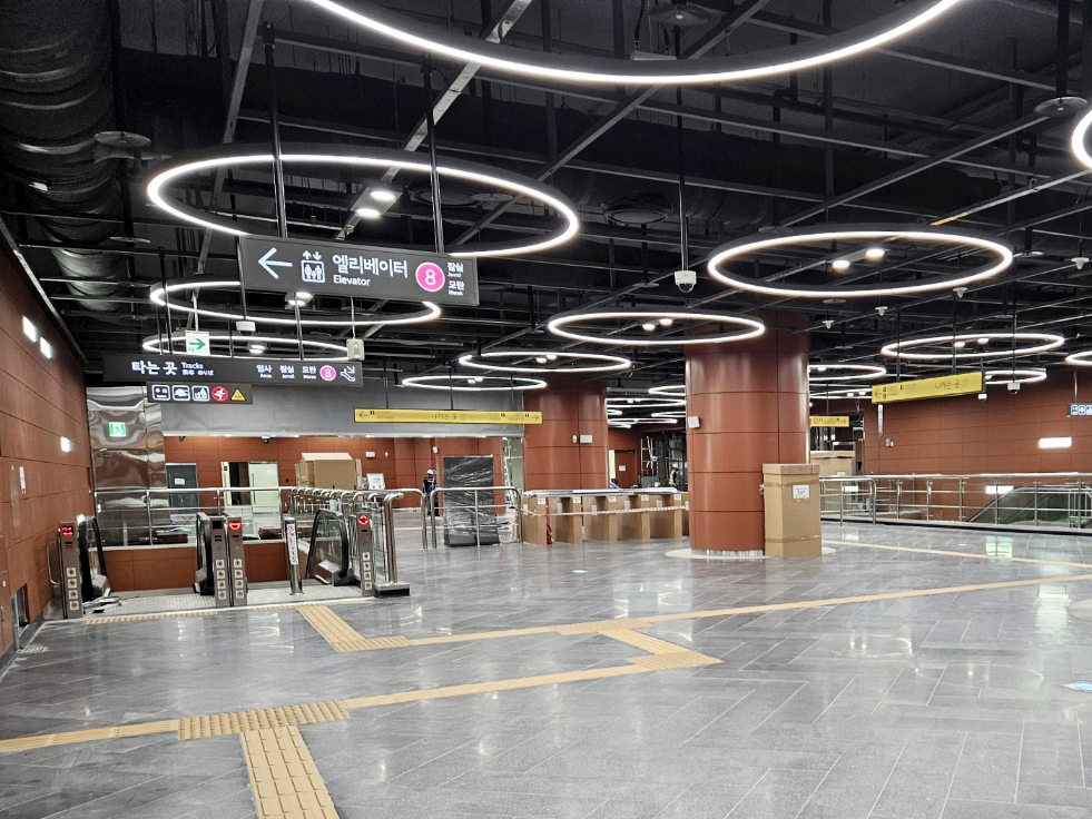 암사역사공원역 개찰구 [서울시 제공]