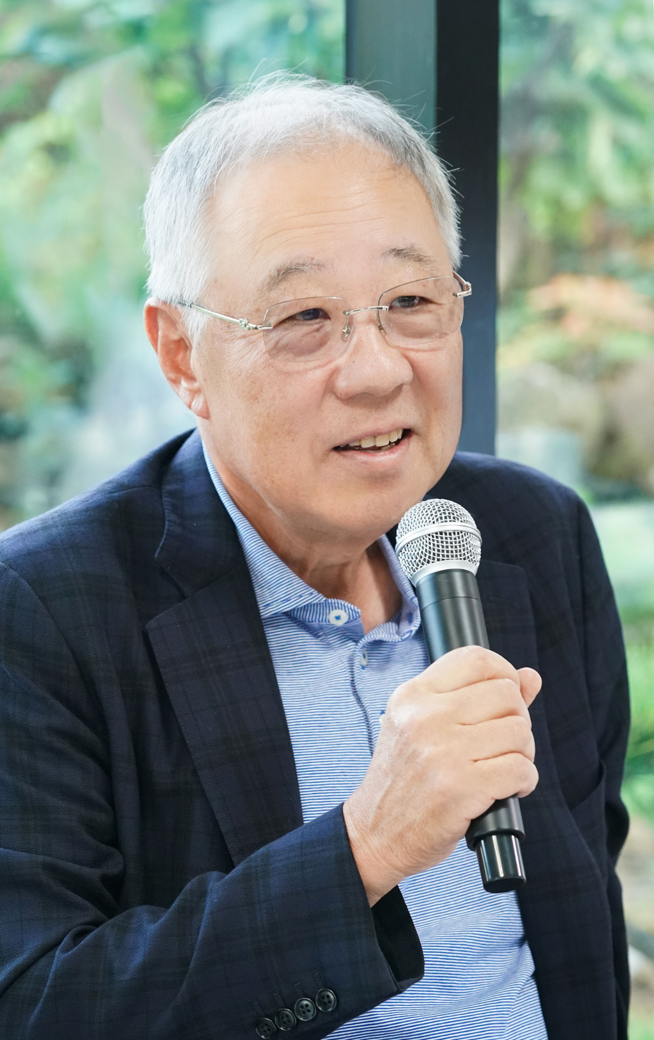 류진 한경협 회장이 CEO 제주하계포럼 기자간담회에서 발언하고 있다. [한경협 제공]