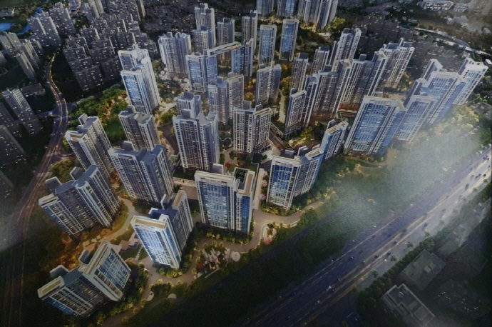 4600여세대를 공급하는 광주신가재개발 사업이 분양가를 놓고 미궁속을 해매고 있다.