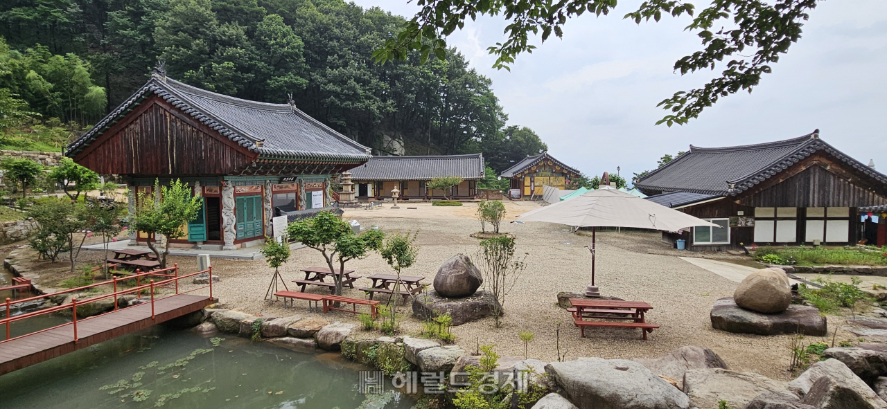 “17세 화랑 김유신, 이곳서 삼국통일 꿈꿨다”…천년고찰 불굴사 [정용식의 내 마음대로 사찰여행 비경 100선]