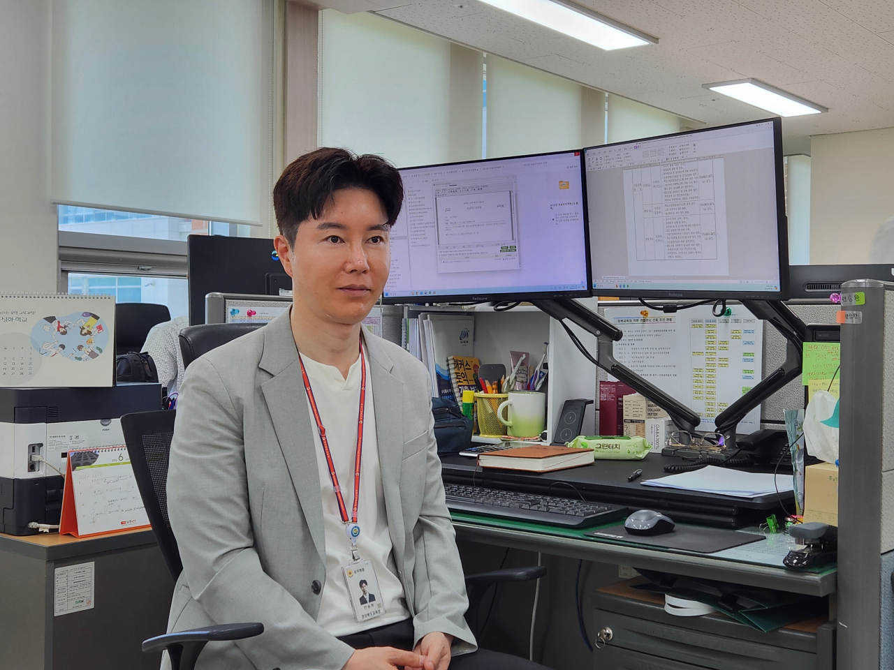 국무총리 표창을 수상한 안승완 주무관.[경북교육청 제공]