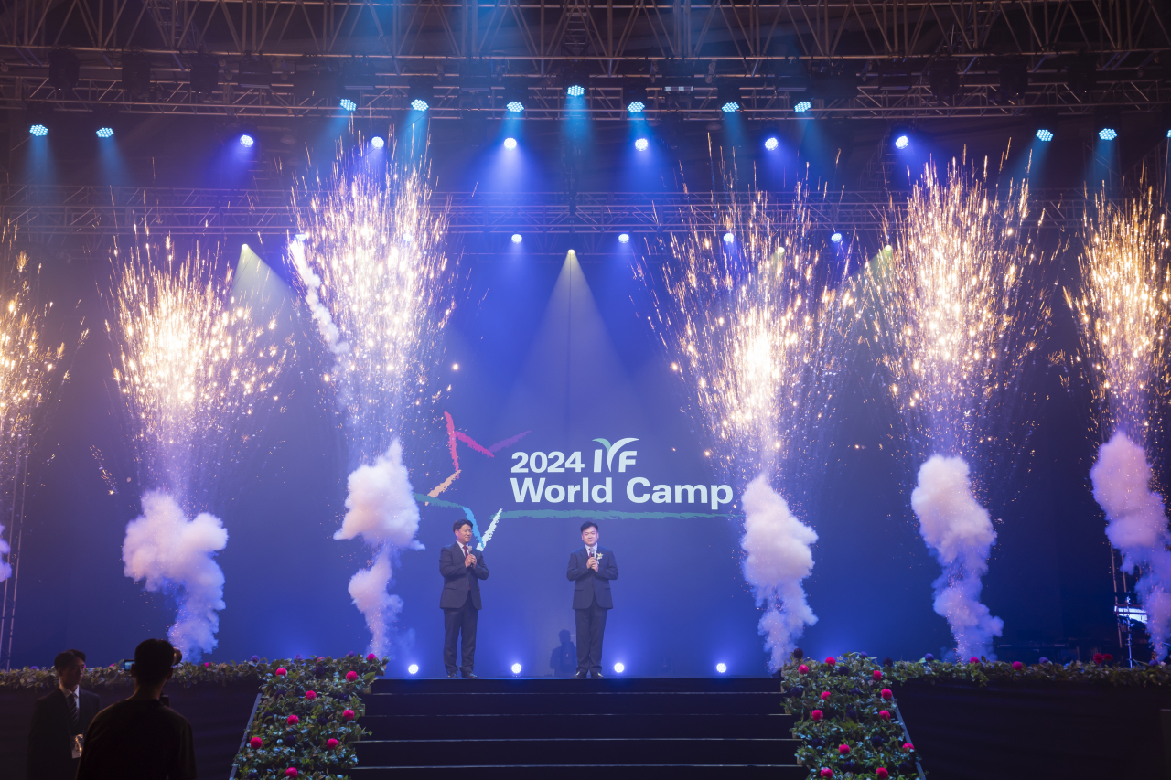 2024 IYF 월드캠프 개막을 선언하고 있는 IYF 박문택 회장. [사진=IYF]