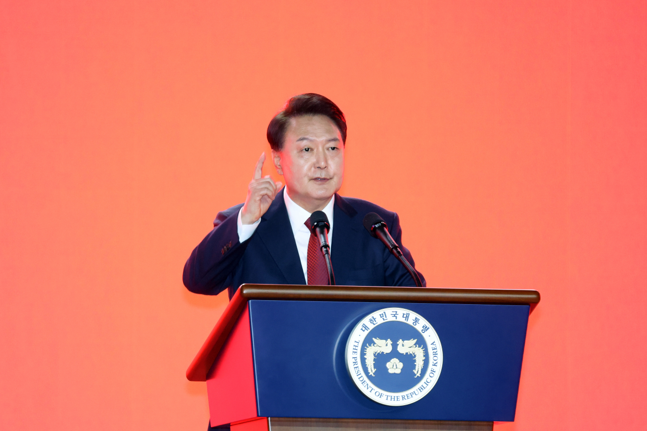윤석열 대통령이 23일 오후 경기도 고양시 킨텍스에서 열린 국민의힘 제4차 전당대회에서 축사를 하고 있다. [연합]