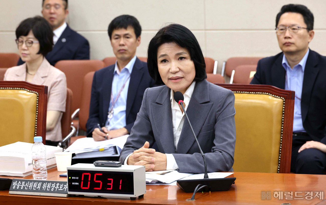 이진숙 방송통신위원장 후보자가 25일 오전 서울 여의도 국회 과학기술정보방송통신위원회에서 열린 인사청문회에서 발언하고 있다. 임세준 기자
