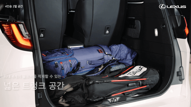 디 올 뉴 ‘LM 500h’의 트렁크 공간은 골프백 4개를 충분히 수납할 수 있을 만큼 여유가 있다. [렉서스 제공]