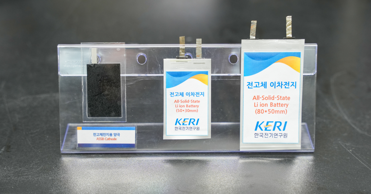 양극활물질과 고체전해질이 최적으로 혼합돼 성능이 높아진 KERI 전고체전지.[KERI 제공]