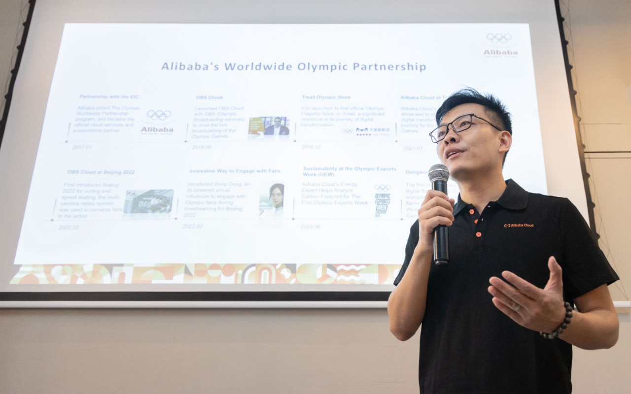 케니 송 알리바바 클라우드 코리아 지사장이 30일 서울 강남구 소재 한 식당에서 알이바바와 국제올림픽위원회(IOC) 파트너십에 대해 설명하고 있다. [알리바바 제공]