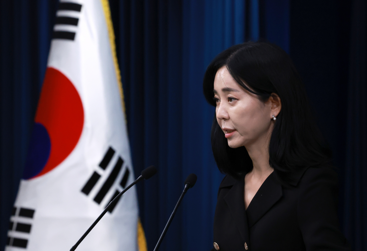 정혜전 대통령실 대변인이 30일 서울 용산 대통령실 청사에서 현안 브리핑을 하고 있다. [연합]
