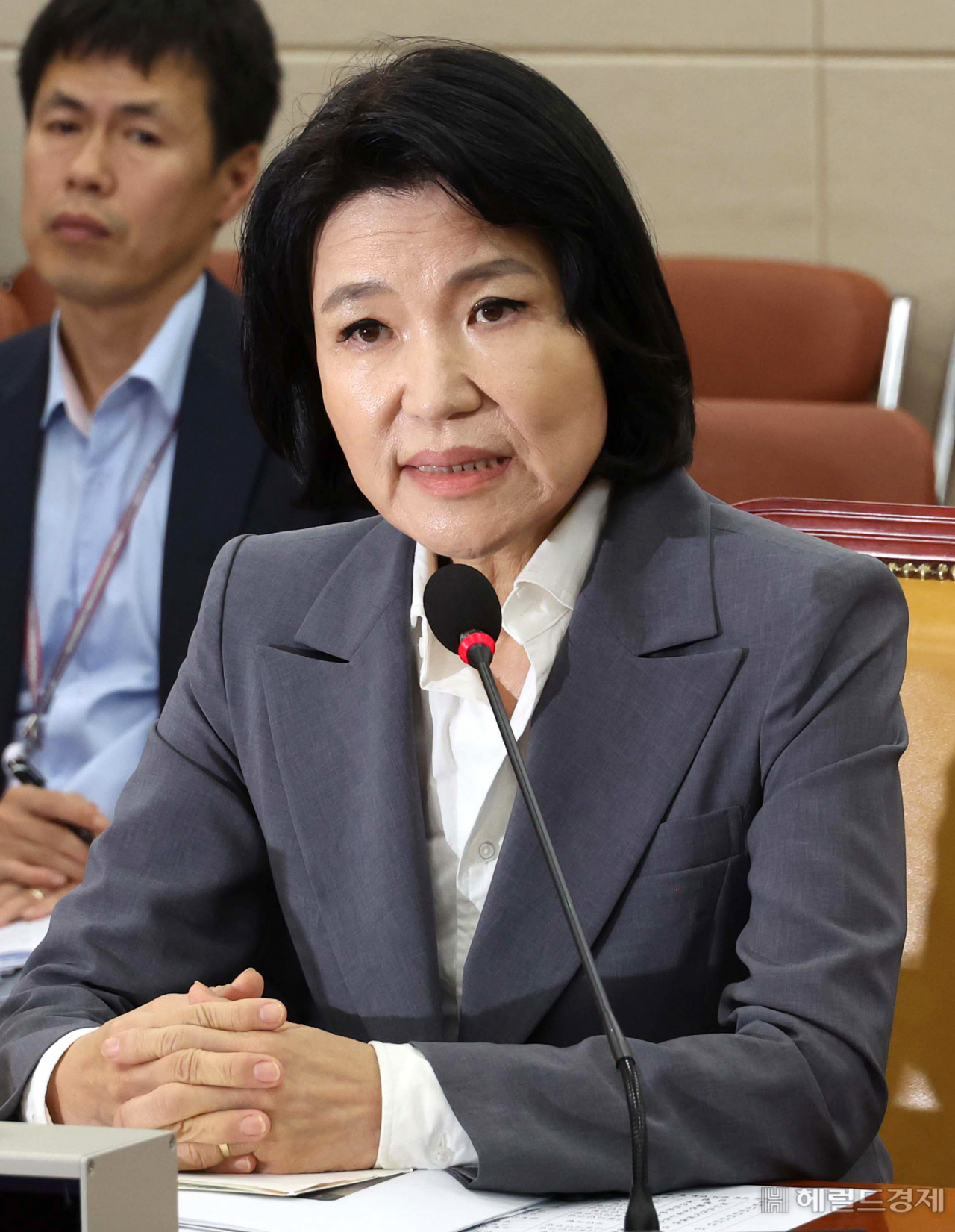 이진숙 방송통신위원장 후보자가 25일 오전 서울 여의도 국회 과학기술정보방송통신위원회에서 열린 인사청문회에서 발언하고 있다. 임세준 기자