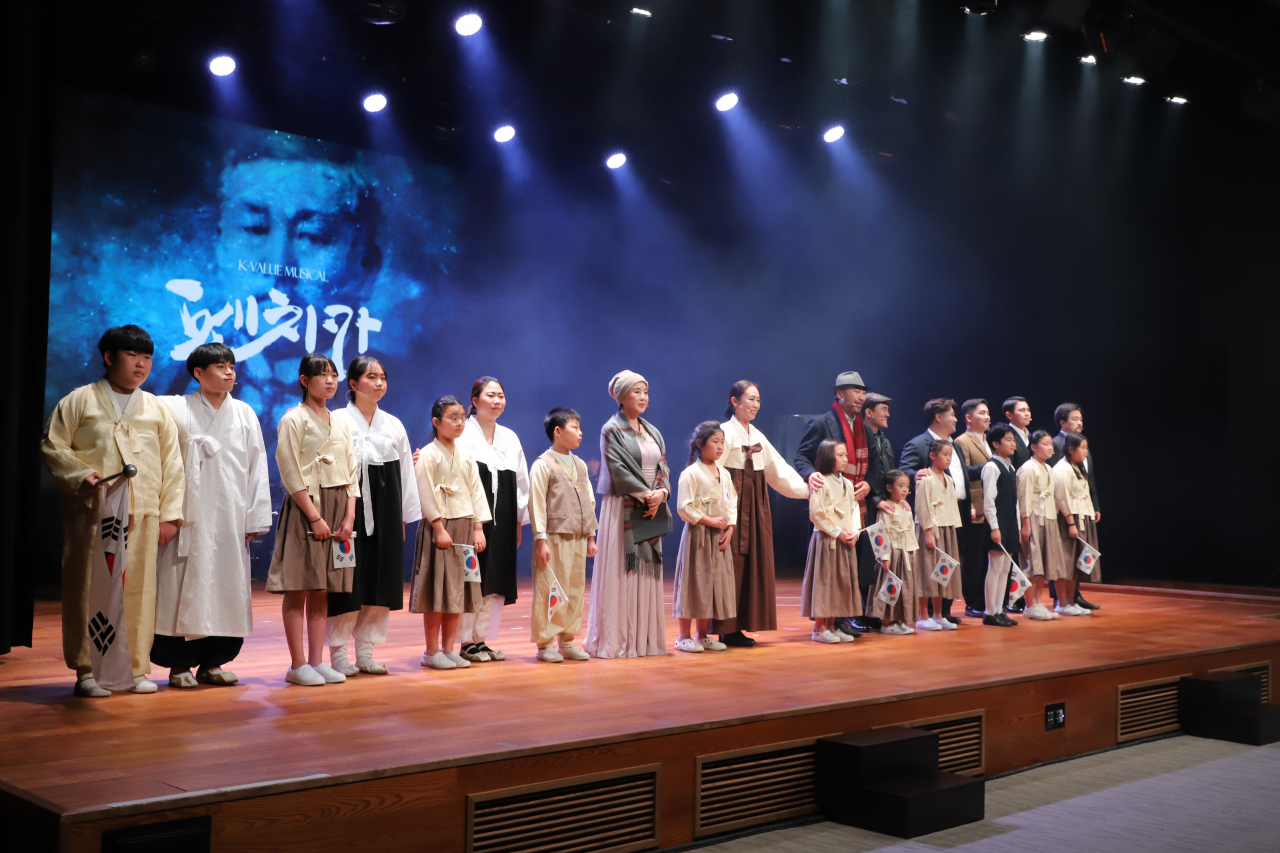 랑코리아 공연 철학과 정신이 깃들어 있는 독립운동 뮤지컬 ‘페치카’. 2019년 창작과 제작에 성공한 페치카는 랑코리아가 매년 공연을 이어가고 있는 대표적인 작품이기도 하다.