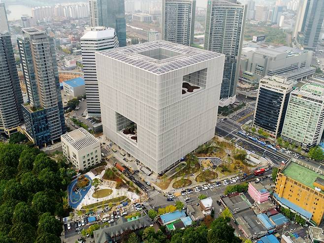 서울 용산 아모레퍼시픽 본사 전경[아모레퍼시픽 제공]