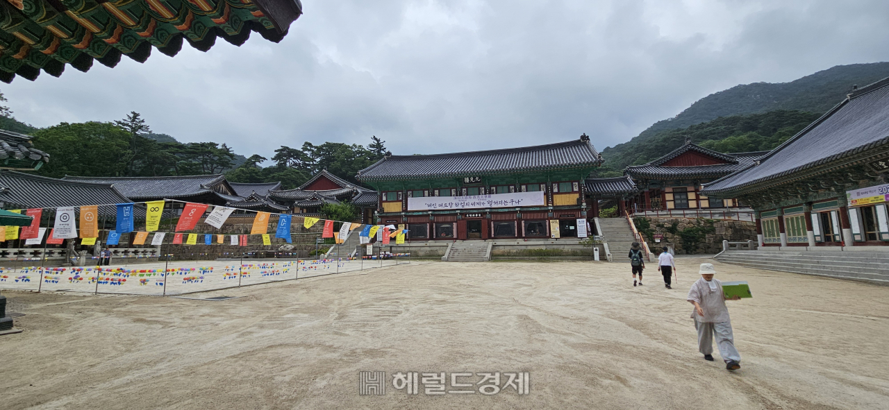 천년의 세월을 이겨낸 지혜…‘팔만대장경’ 숨쉬는 합천 해인사 [정용식의 내 마음대로 사찰여행 비경 100선]