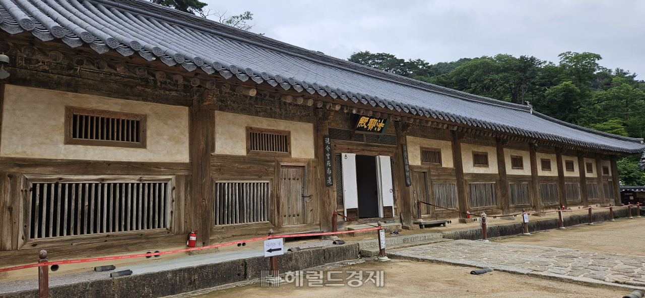 천년의 세월을 이겨낸 지혜…‘팔만대장경’ 숨쉬는 합천 해인사 [정용식의 내 마음대로 사찰여행 비경 100선]