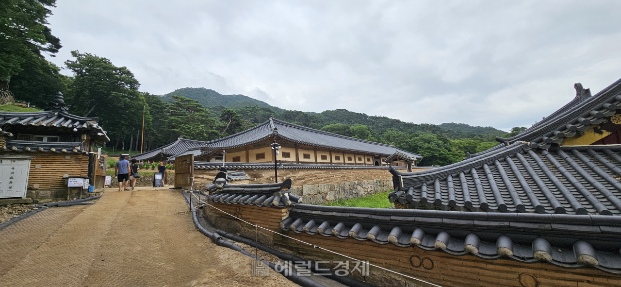 천년의 세월을 이겨낸 지혜…‘팔만대장경’ 숨쉬는 합천 해인사 [정용식의 내 마음대로 사찰여행 비경 100선]