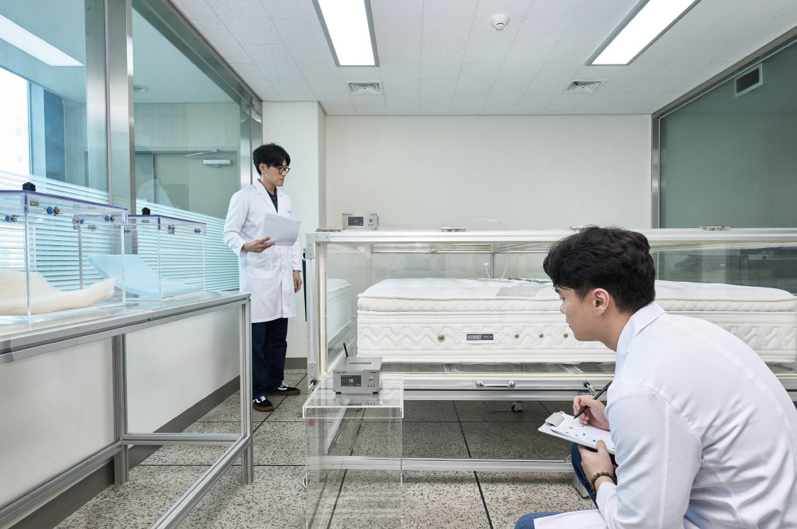 에이스 침대공학연구소에 설치된 라돈 측정실. [에이스침대 제공]
