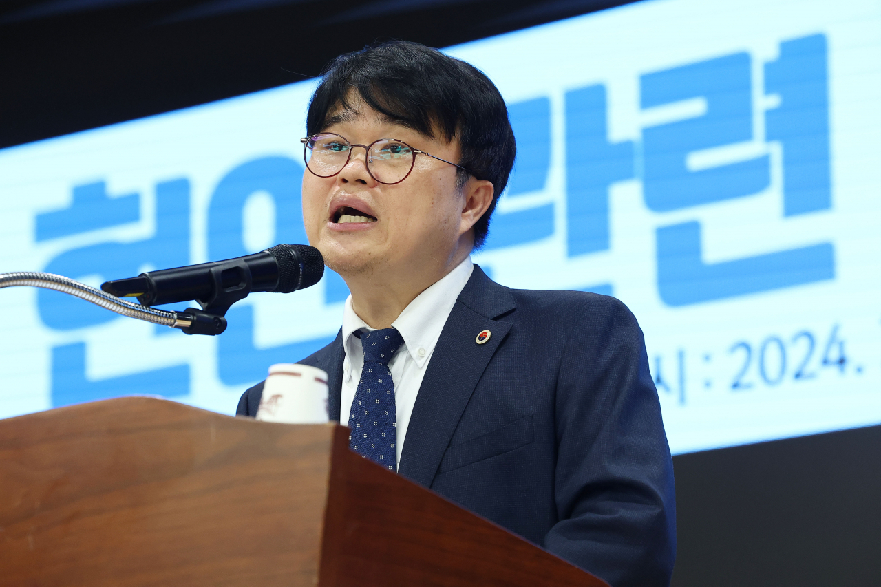 임현택 대한의사협회장이 지난달 15일 오후 서울 용산구 의협 회관에서 열린 현안 관련 기자회견에서 발언하고 있다. [연합]