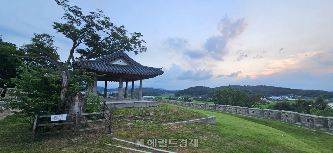 근현대사 눈물 간직한 강화도…최고(最古) 사찰 전등사 [정용식의 내 마음대로 사찰여행 비경 100선]