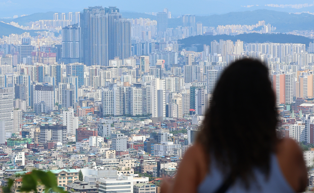 서울 남산에서 바라본 서울 아파트 단지 모습. [연합뉴스]