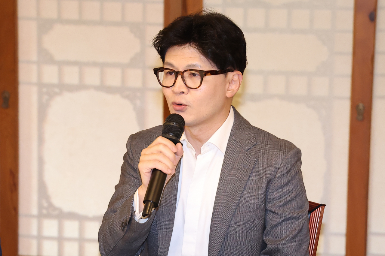 한동훈 국민의힘 대표가 18일 오후 서울 종로구 삼청동 총리공관에서 열린 고위당정협의회에서 발언하고 있다. [연합]