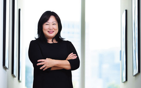 김주령 ㈜제이알케이컴퍼니 대표가 14일 오후 서울 종로구 사무실에서 헤럴드경제와 인터뷰에 앞서 포즈를 취하고 있다. 임세준 기자