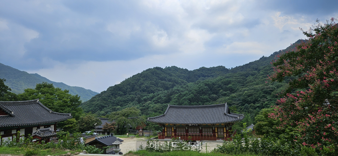 ‘단풍 명소’ 지리산 피아골…승병과 의병의 터 연곡사 [정용식의 내 마음대로 사찰여행 비경 100선]