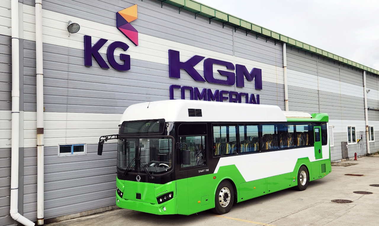 KGM커머셜의 친환경 전기버스 [KGM 제공]