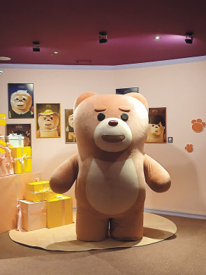 미션을 통과하게 되면 실제로 움직이는 대형 벨리곰을 만날 수 있다 . 김희량 기자