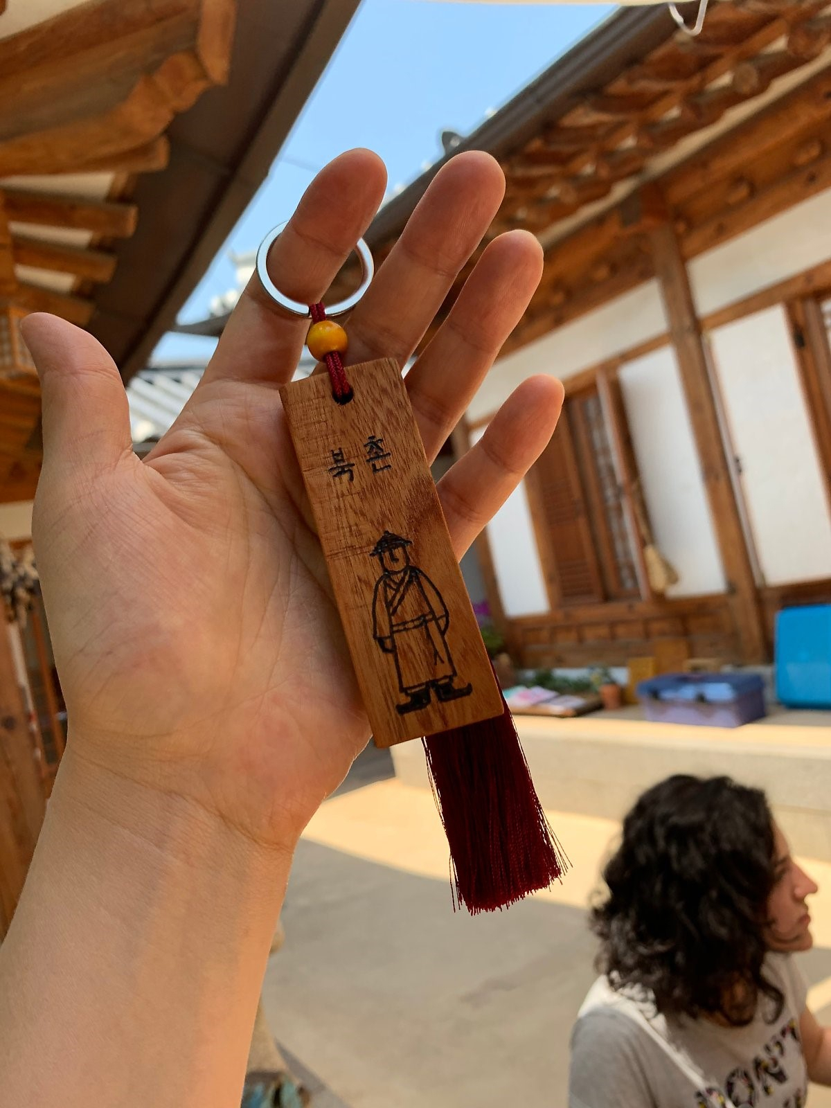 A "hopae" keychain made at Bukchon Woodwork Workshop (Seoul Metropolitan Government)