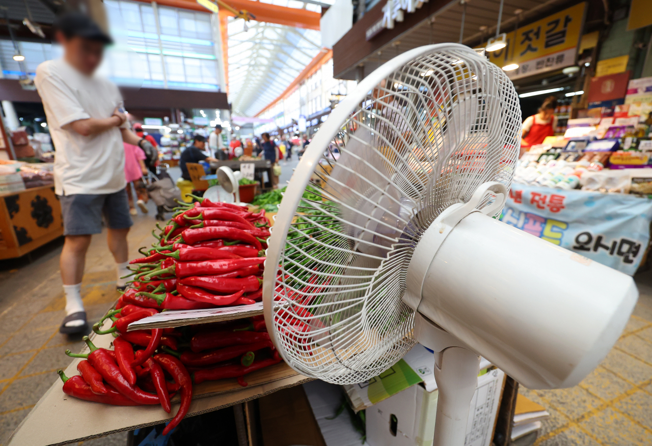 오늘또 푹푹 찐다…서울 동남·동북권에 ‘폭염경보’