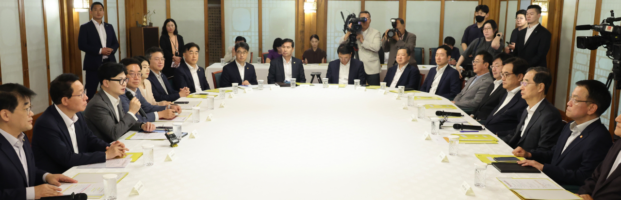 국민의힘 한동훈 대표가 25일 서울 종로구 삼청동 총리공관에서 열린 고위당정협의회에서 발언하고 있다. [연합]
