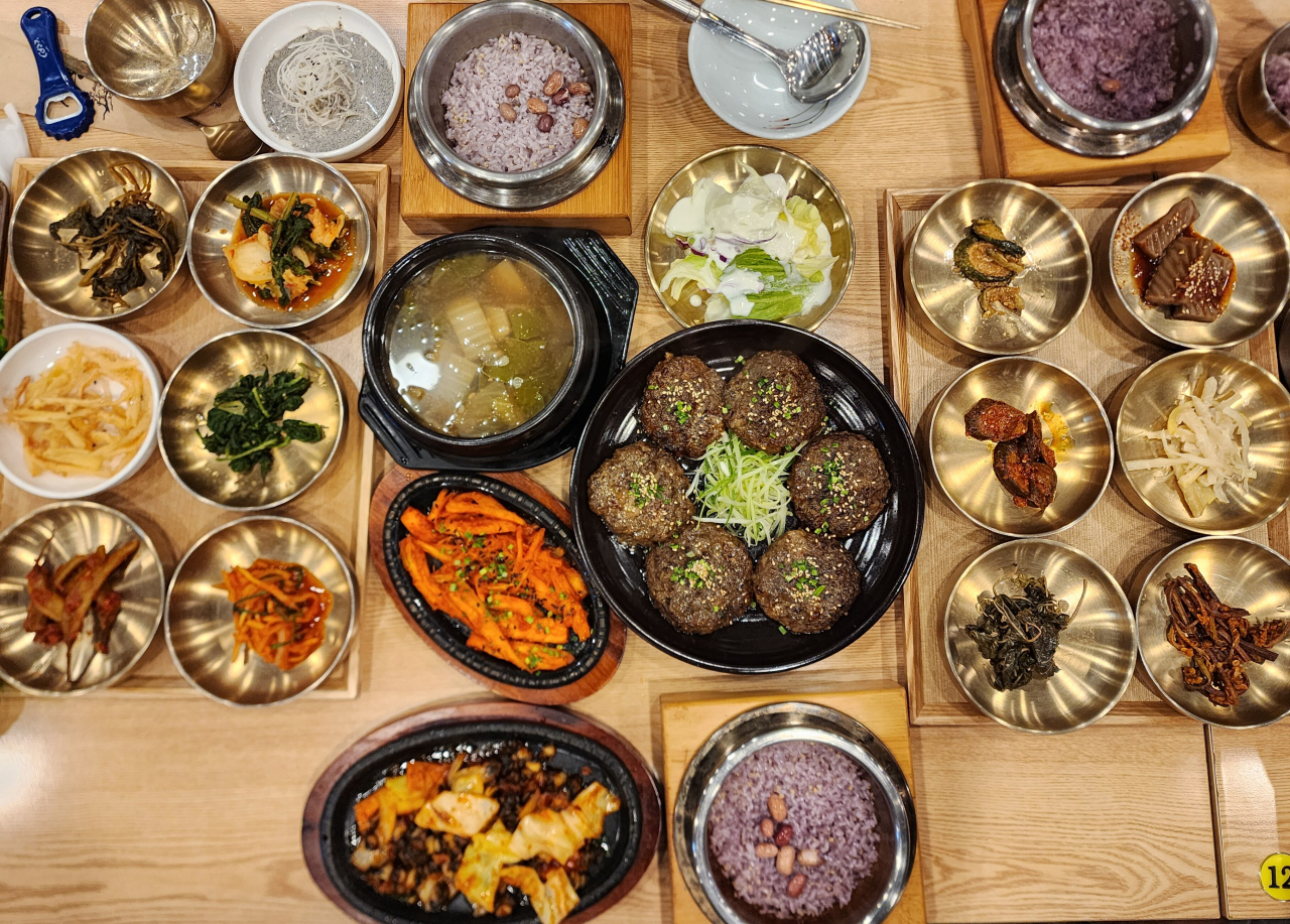 약초가 유명한 제천은 약이되는 미식을 만든다.