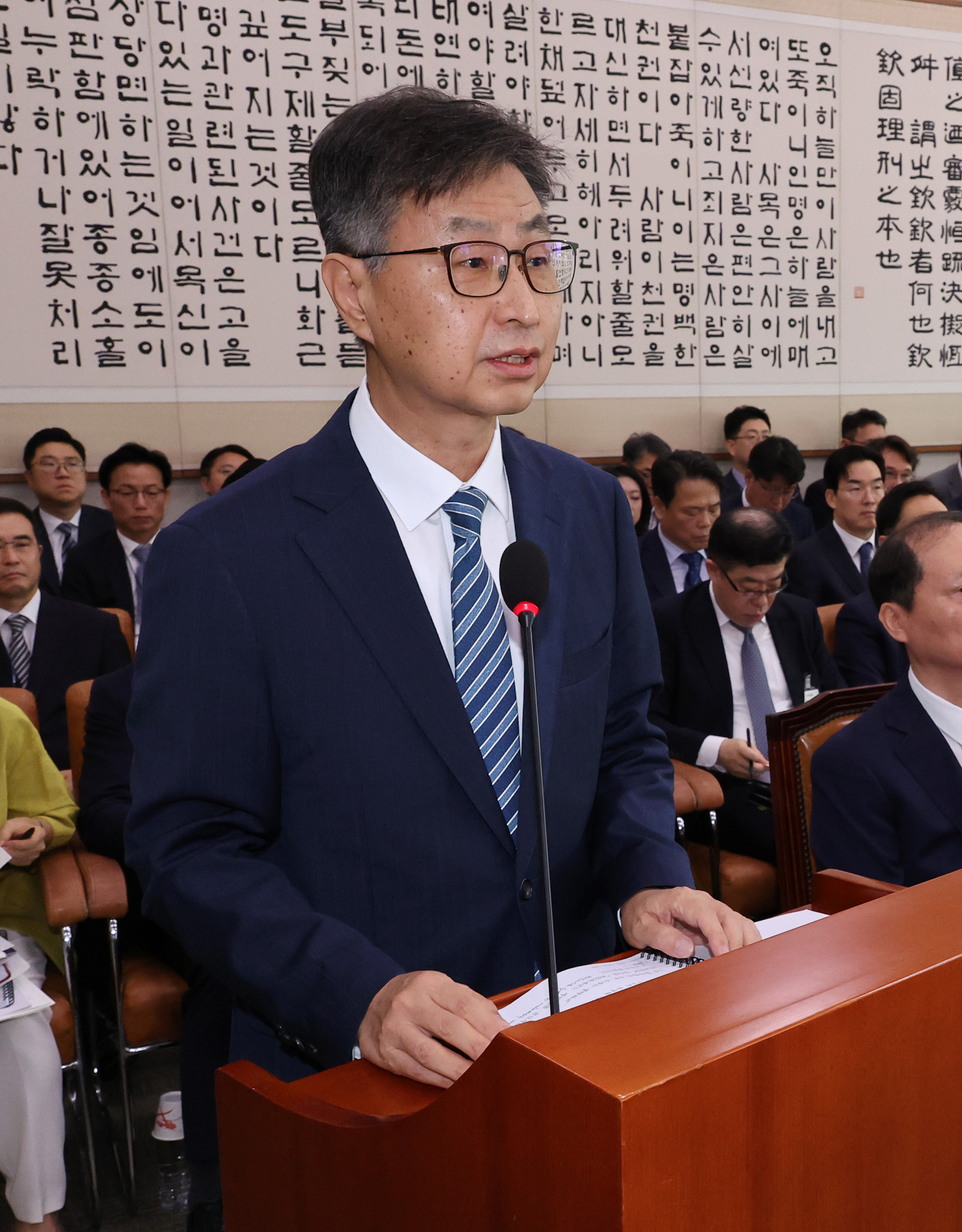 최재해 감사원장이 지난 23일 오전 서울 여의도 국회에서 열린 법제사법위원회 전체회의에서 예산안 관련 제안설명을 하고 있다. [연합]