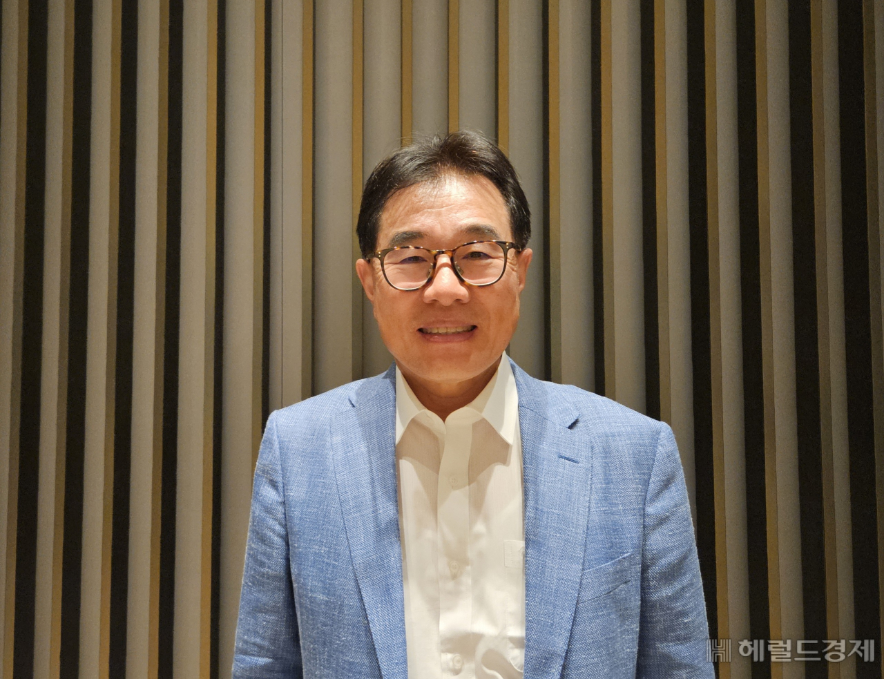 임종인 대통령 사이버특별보좌관이 28일 헤럴드경제 인터뷰에서 ‘딥페이크 성범죄’ 근절 방안을 설명하고 있다. 이용경 기자