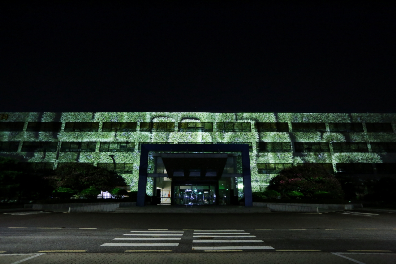 강이연 교수팀이 제작한 작품 ‘젠가:바이오스피어 XD lab 2024’.[KAIST 제공]