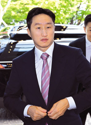 정기선 HD현대 부회장이 4일 오전 서울 용산구 그랜드 하얏트 호텔에서 열린 ‘제2회 한미일 경제대화’에 참석하고 있다. 임세준 기자