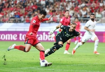 홍명보호 불안한 출발…랭킹 96위 팔레스타인과  0-0