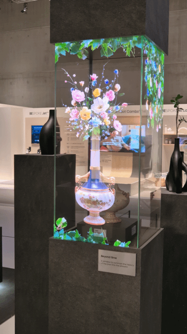 삼성전자가 IFA 2024에서 선보인 투명 마이크로 LED. 김현일 기자