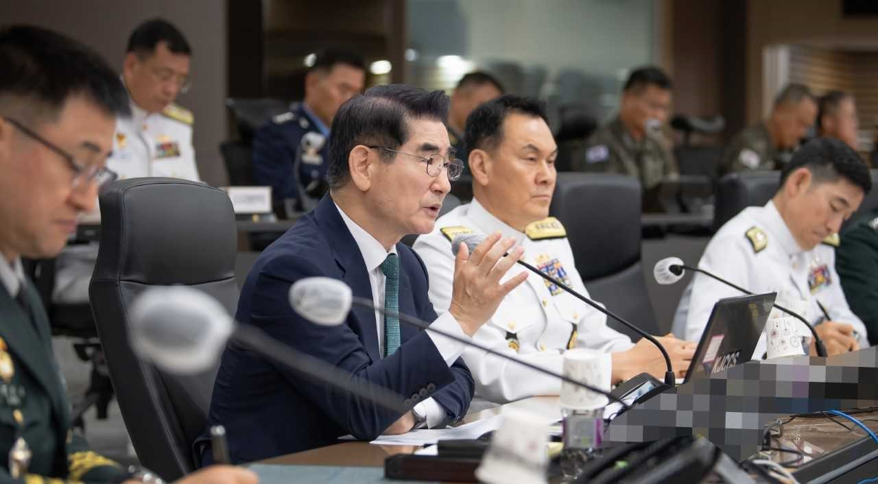 김용현 신임 국방부 장관은 6일 취임 후 첫 전군 주요직위자 화상회의를 열고 곧바로 업무에 돌입했다. [국방부 제공]