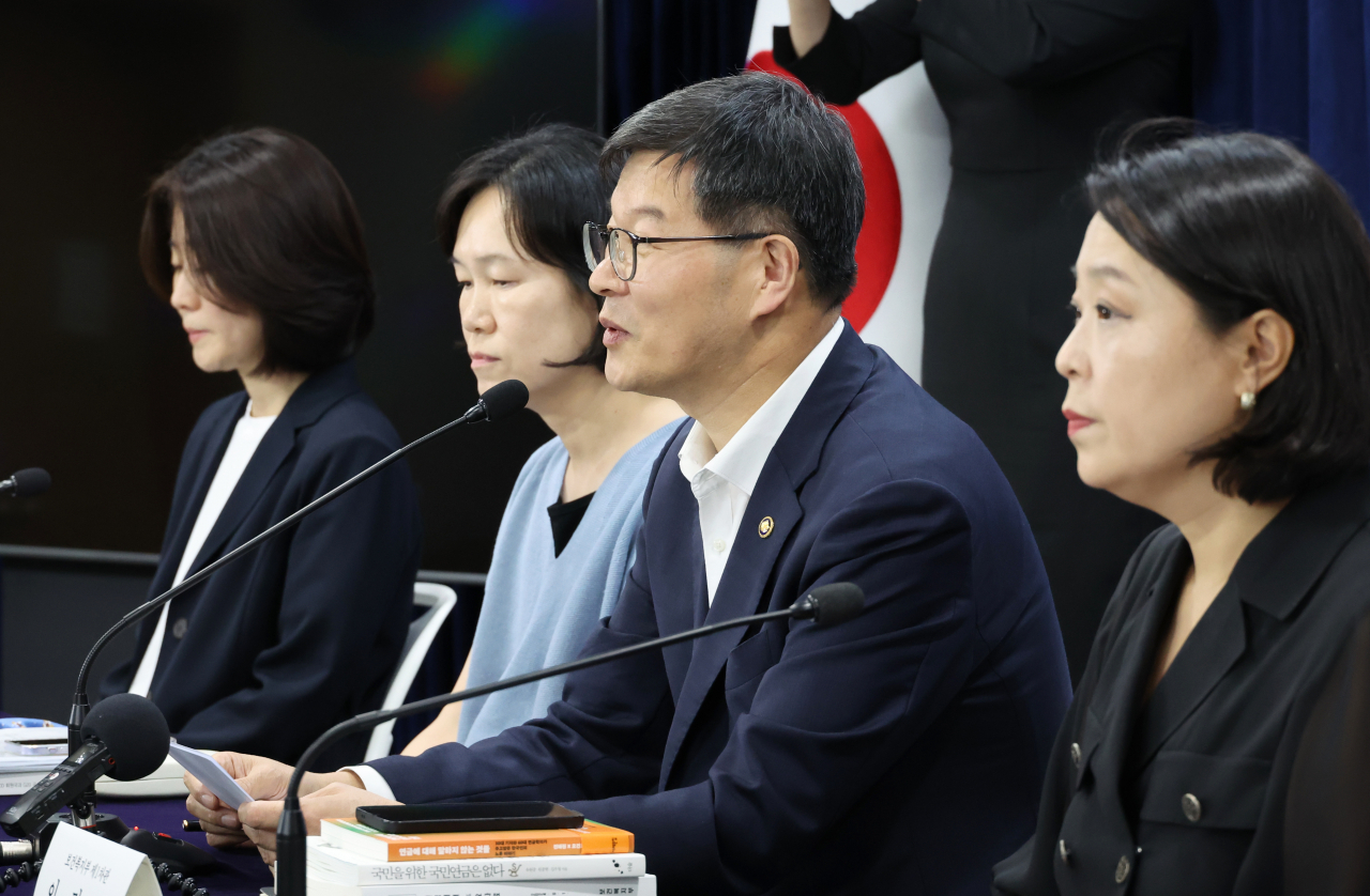 복지차관 “21년만 제시한 국민연금 단일안…저출생·고령화로 절박한 상황”